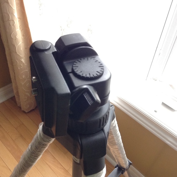 Optex Camcorder Tripod Kit - Picture 11 of 12